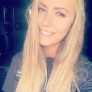 Meet your Posher, Jessica